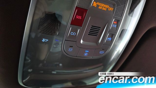 Genesis G90 2022 — photo 28