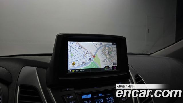 Hyundai AVANTE 2015 — photo 14