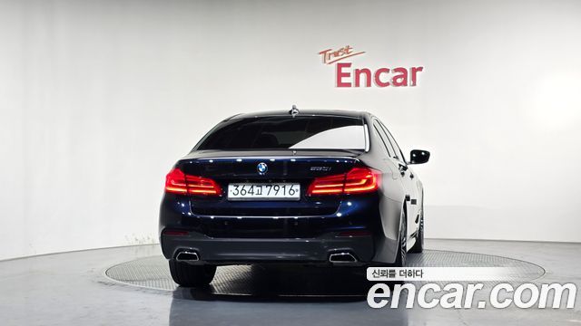 BMW 5-Series 2020 — photo 4