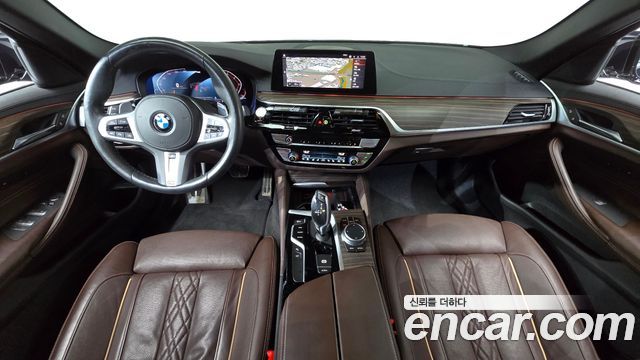 BMW 5-Series 2020 — photo 7