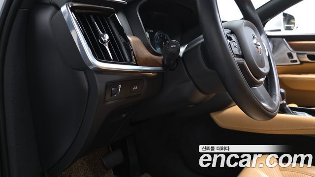 Volvo S90 2020 — photo 29