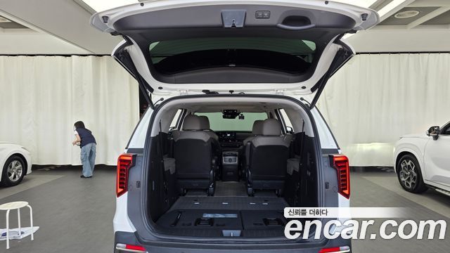 Kia Canival 2024 — photo 26