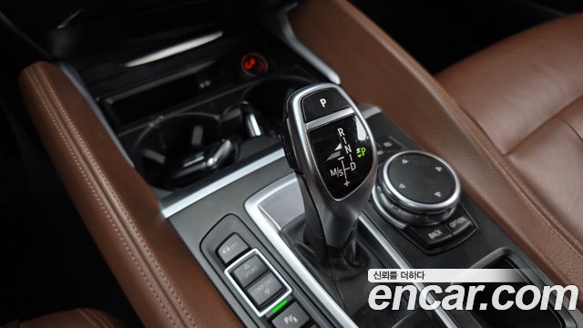 BMW X6 2015 — photo 9