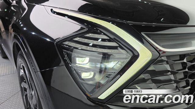 Kia Sportage 2022 — photo 8