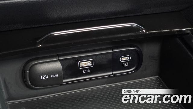 Kia Sportage 2022 — photo 33