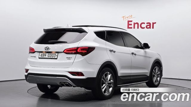 Hyundai Santafe 2016 — photo 2