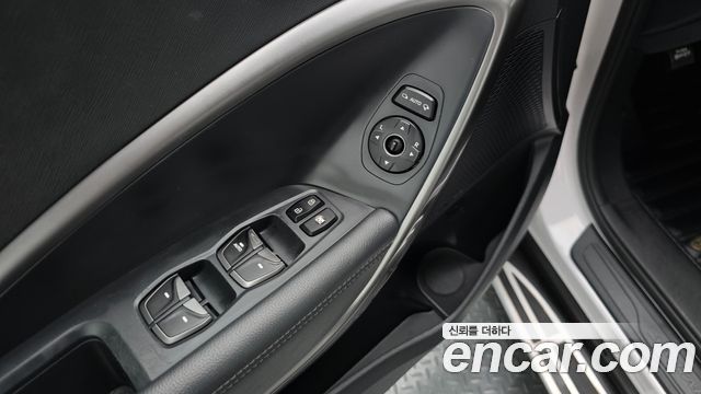 Hyundai Santafe 2016 — photo 21