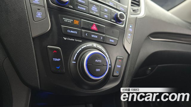 Hyundai Santafe 2016 — photo 27