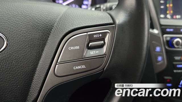 Hyundai Santafe 2016 — photo 30