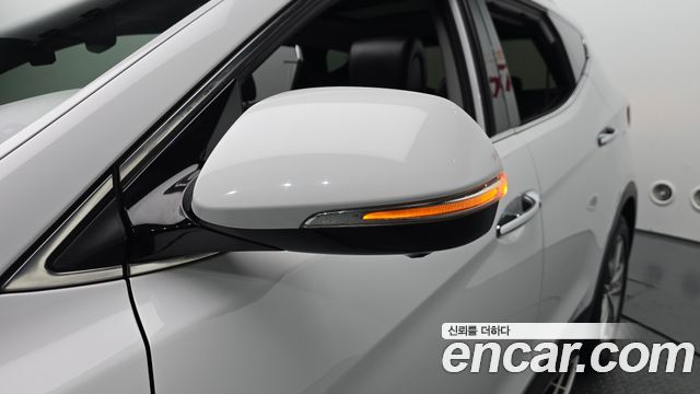Hyundai Santafe 2016 — photo 31