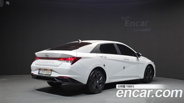 Hyundai AVANTE 2023 — photo 2