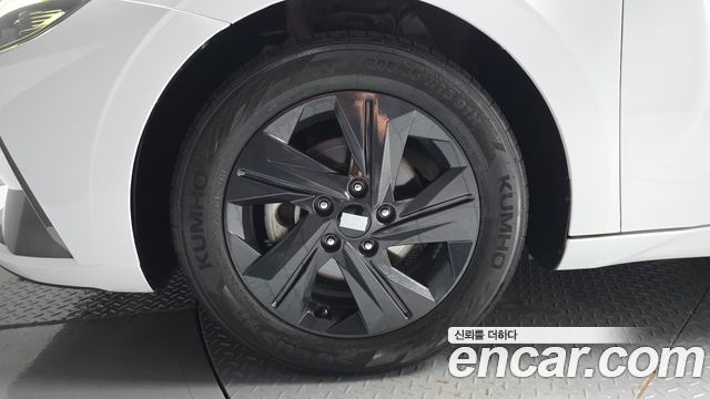 Hyundai AVANTE 2023 — photo 5