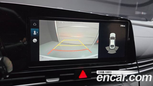 Hyundai AVANTE 2023 — photo 17