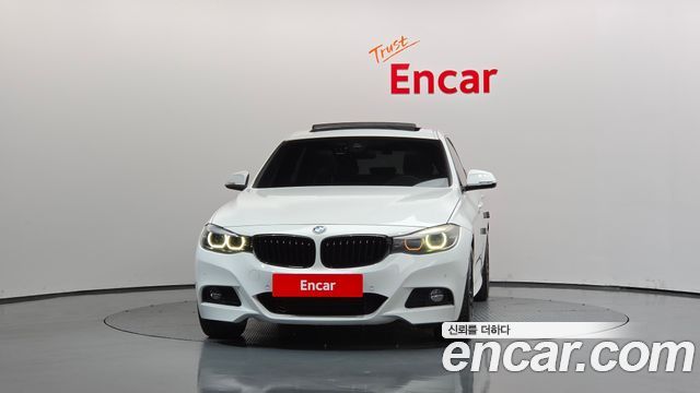 BMW Gran Turismo 2021 — photo 3
