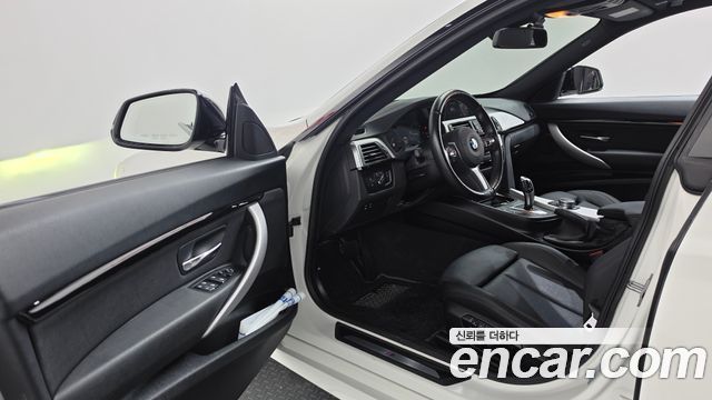 BMW Gran Turismo 2021 — photo 10