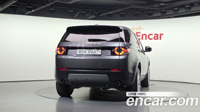Land Rover Discovery Sport 2016 — photo 4