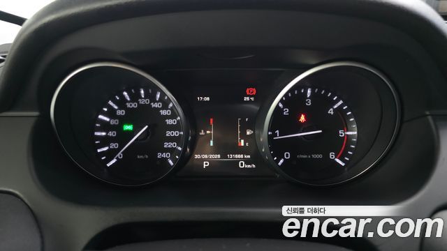 Land Rover Discovery Sport 2016 — photo 8