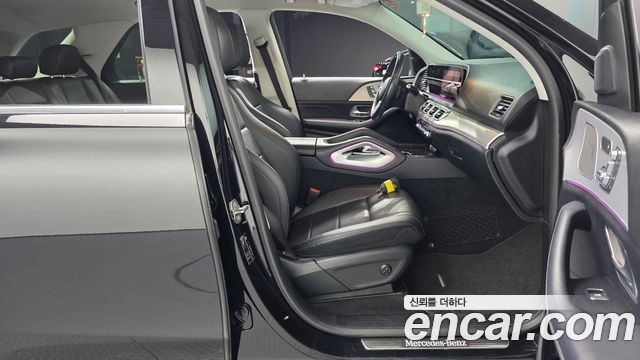 Mercedes-Benz GLE-Class 2019 — photo 11