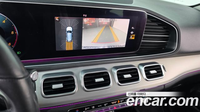 Mercedes-Benz GLE-Class 2019 — photo 15