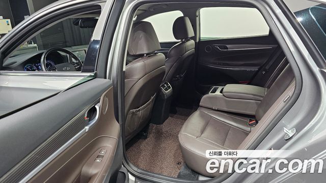 Hyundai Grandeur 2019 — photo 11