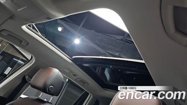 Volkswagen Tiguan 2023 — photo 24