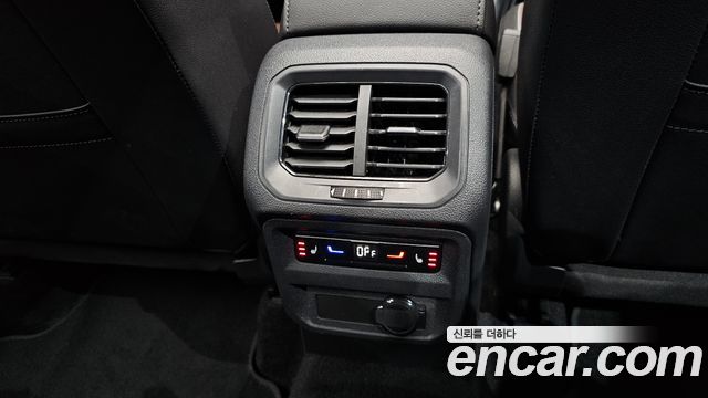 Volkswagen Tiguan 2023 — photo 25