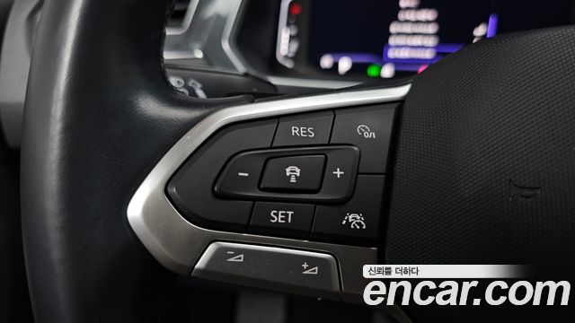 Volkswagen Tiguan 2023 — photo 37