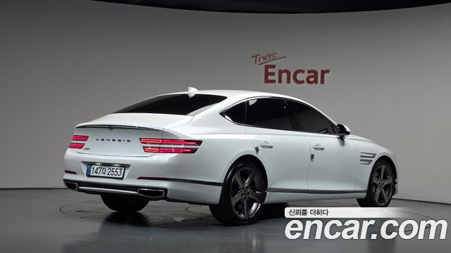 Genesis G80 2022 — photo 2