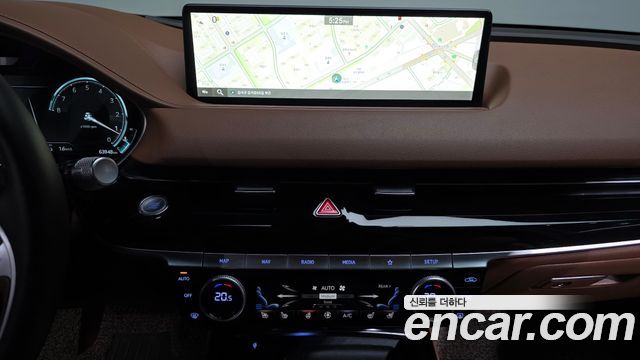 Genesis G80 2022 — photo 14