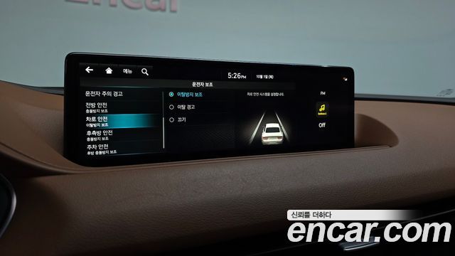 Genesis G80 2022 — photo 16