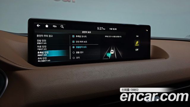 Genesis G80 2022 — photo 17