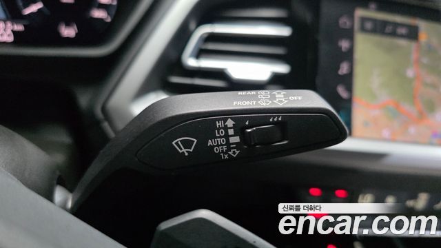 Audi Q4 e-tron 2023 — photo 28