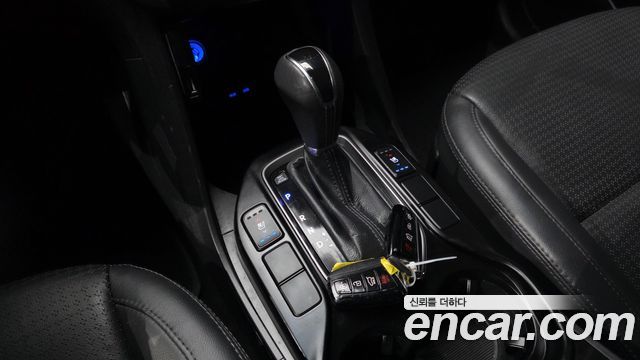 Hyundai Santafe 2015 — photo 9