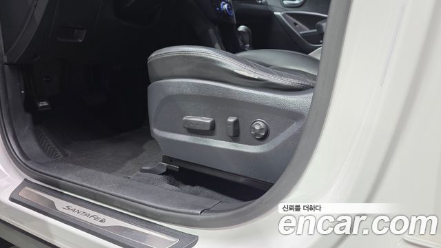 Hyundai Santafe 2015 — photo 18