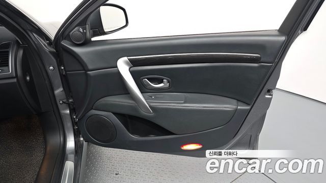 Renault Korea SM7 2017 — photo 14