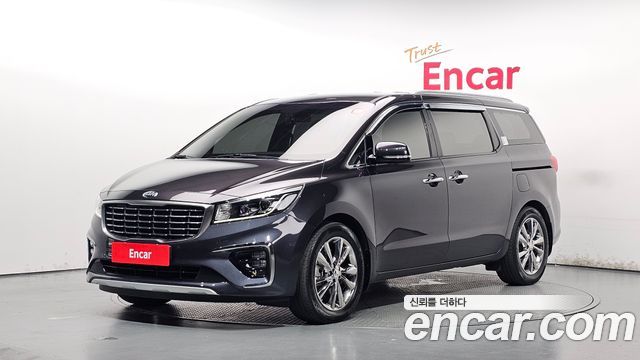 Kia Canival 2020 — photo 1