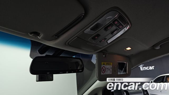 Kia Canival 2020 — photo 24