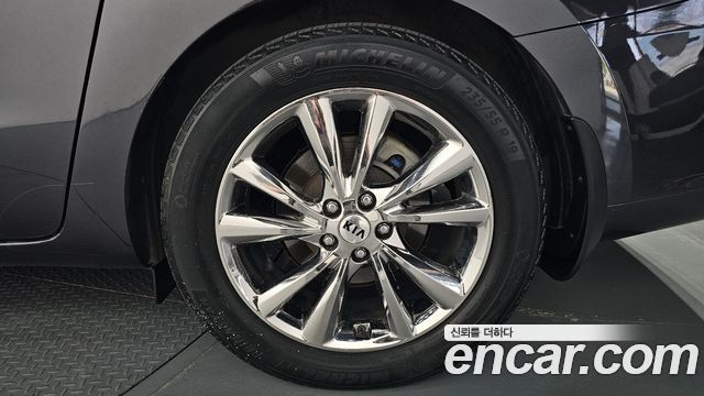 Kia Canival 2020 — photo 7