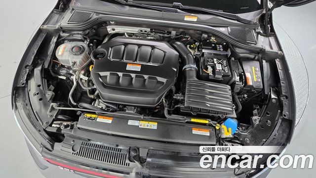Volkswagen Golf 2024 — photo 6