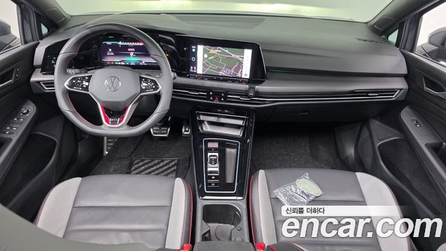 Volkswagen Golf 2024 — photo 10
