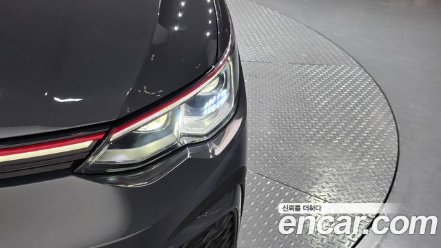 Volkswagen Golf 2024 — photo 8