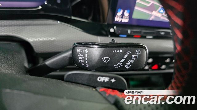 Volkswagen Golf 2024 — photo 27