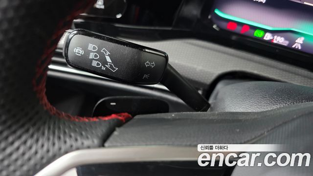 Volkswagen Golf 2024 — photo 28