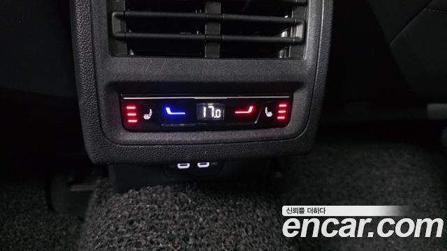 Volkswagen Golf 2024 — photo 29
