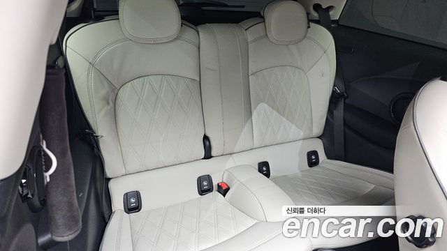 Mini Cooper 2023 — photo 17