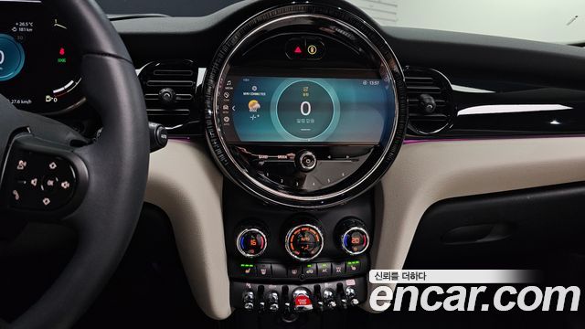 Mini Cooper 2023 — photo 19
