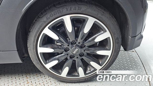 Mini Cooper 2023 — photo 7