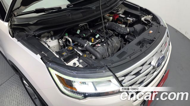 Ford Explorer 2019 — photo 6