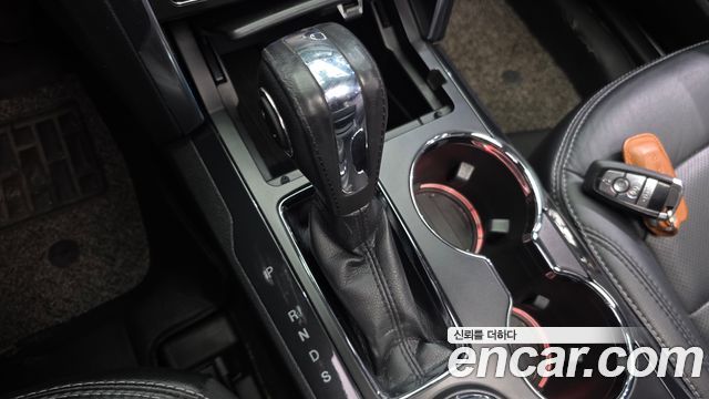 Ford Explorer 2019 — photo 9