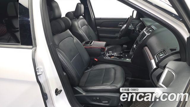 Ford Explorer 2019 — photo 11